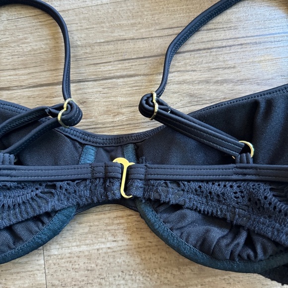 Roxy Crochet swimsuit top set of 2 black white size small - Picture 5 of 5